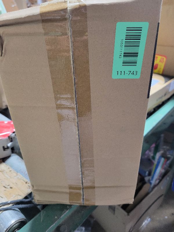 Photo 1 of 12OZ Plastic Cups with Gold Rimmed Sturdy & Food Safe Disposable Wine Glasses Weeding Party Cups Disposable Drinking Cups Plastic Cocktail Glasses for Wine, Juice & Cold Beverages [200 Pack]