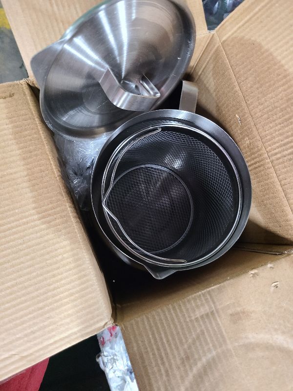 Photo 1 of 119oz 304 Stainless Steel Deep Fryer Pot with Basket & Strainer, Large Capacity Bacon Grease Container for Kitchen,Frying, Cooking, Camping,Oil Filter Container - Dishwasher Safe (119oz/3.5L/3.7Qt)