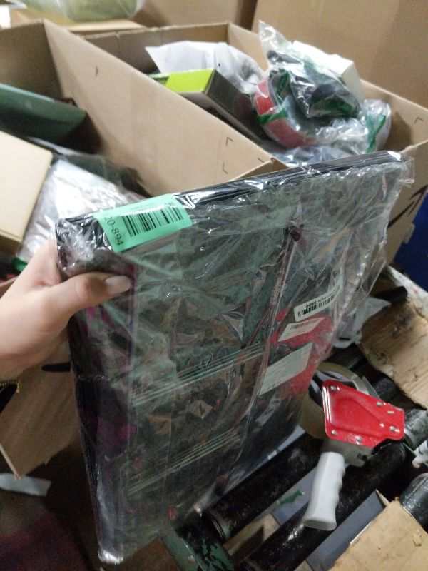 Photo 1 of 10 Pack Black Blank Yard Signs with Stakes, IKAYAS 18x 12 Inches Black Garden Yard Signs Yard Sale Signs Corrugated Plastic Signs for Party Decorations,Garage Sale, Guidepost, Open House