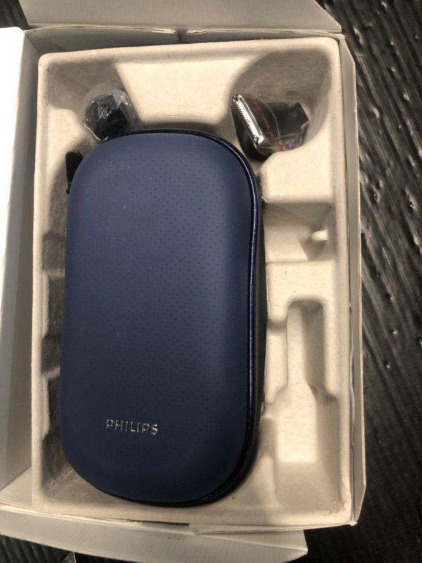 Photo 1 of ***(missing charger)***Philips Norelco Shaver Series 9000 Prestige, Wet and Dry Electric Shaver, System, SenseIQ Technology, Precision Trimmer, Nose Trimmer, Qi Charging Pad, Cleaning Pod, Adriatic Blue, SP9886/89