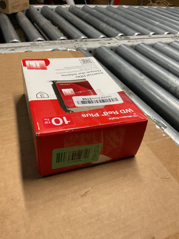 Photo 1 of (sold for parts only) Western Digital 10TB WD Red Plus NAS Internal Hard Drive HDD - 7200 RPM, SATA 6 GB/s, CMR, 512 MB Cache, 3.5" - WD100EFGX