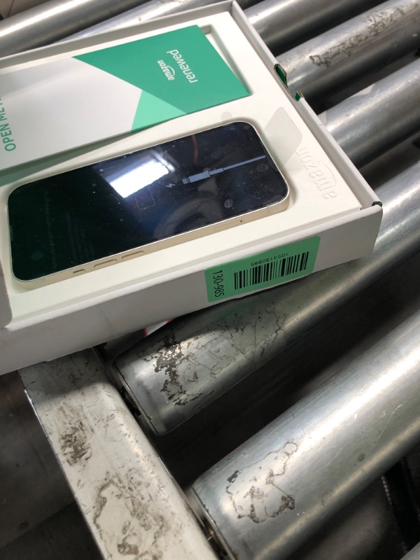 Photo 1 of ***LOCKED***
Apple iPhone 13, 256GB, Starlight - Unlocked (Renewed Premium)