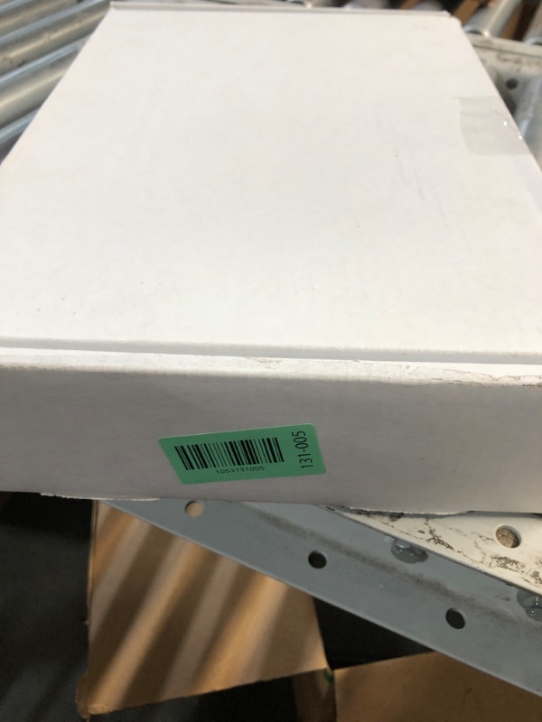 Photo 1 of (used/fair) (mid 2015) Apple MacBook Pro 15-Inch Laptop with Retina Display (2.2 GHz Intel Core i7 Processor, 16GB RAM, 256GB SSD) (Renewed)