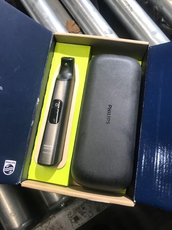 Photo 1 of (missing blade) Norelco Philips OneBlade 360 Pro Face + Body, Hybrid Electric Beard Trimmer, Shaver and Bodygroomer