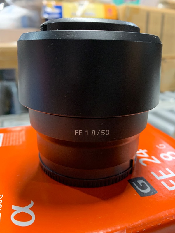 Photo 1 of (please see all images) Sony FE 35mm F1.8 SEL35F18F Japan Import