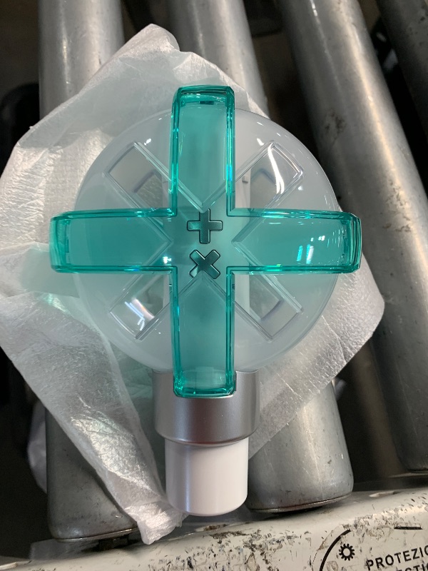 Photo 1 of (incomplete item) Txt - Official Light Stick Ver.2