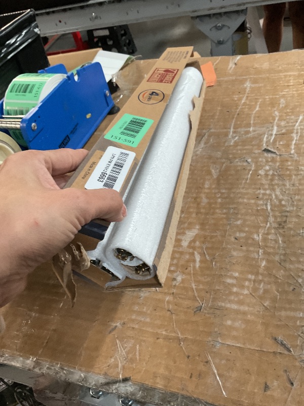 Photo 1 of (see all images) F10T5 CW fluorescent bulb 