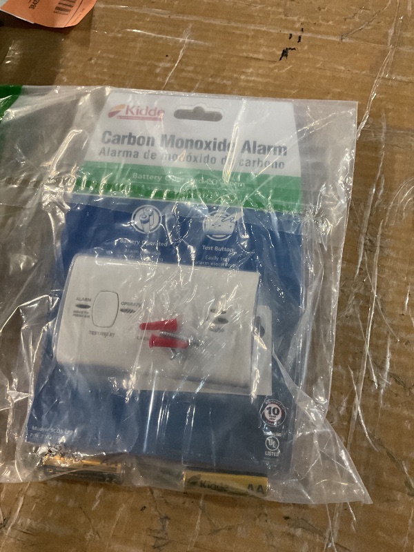 Photo 1 of (UNTESTED) Kidde Carbon Monoxide Detector, Battery Powered CO Alarm with LEDs, Test-Reset Button, Low Battery Indicator, Portable