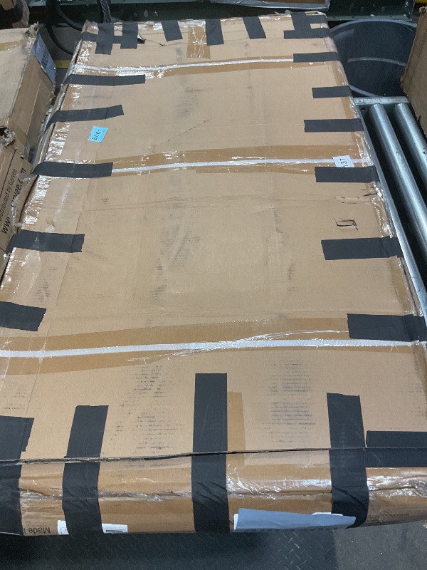 Photo 1 of **USED**VEVOR Room Divider, 4 Panel Room Divider, Folding Privacy Screen and Portable Partition Divider for Room Separation, Freestanding Room Partitions for Office, Bedroom, Study, Grey