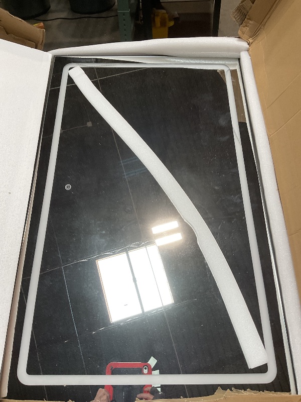 Photo 1 of ***LED STRIP OUT OF PLACE IN MIRROR**Pamapic Makeup Vanity