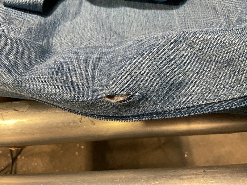 Photo 1 of ***USED/MINOR CUT***Narwey For Spirit Airlines Personal Item Bag 18x14x8 Foldable Travel Duffel Bag with Laptop Compartment Weekender Overnight Bag for Women and Men 25L (Navy Blue)