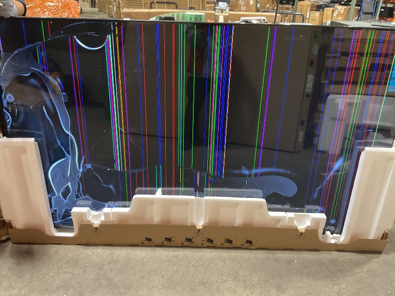 Photo 1 of ***MAJOR DAMAGE/CRACKED SCREEN/ PARTS ONLY ***Samsung 85-Inch Class QLED Q7F Series Samsung Vision AI Smart TV (2025 Model, 85Q7F) Quantum HDR, Object Tracking Sound Lite, Q4 AI Gen1 Processor, 4K upscaling, Gaming Hub, Alexa Built-in