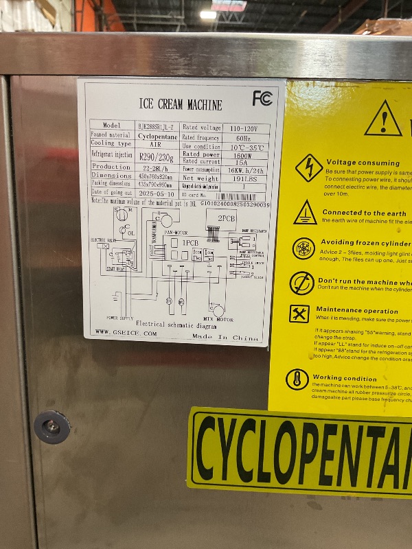 Photo 1 of ***MINOR SCRATCHES/MISSING ACCESSORIES/DIRT/***GSEICE BJK288S-Z 2500W Commercial Soft Ice Cream machine,6.8-8.4 Gal/H Yield, 2500W Countertop Soft Serve Machine w/ 2*2.1 Gal Hopper 0.53 Gal Cylinders LCD Panel Puffing Shortage Alarm, Frozen Yogurt ACAI Ma