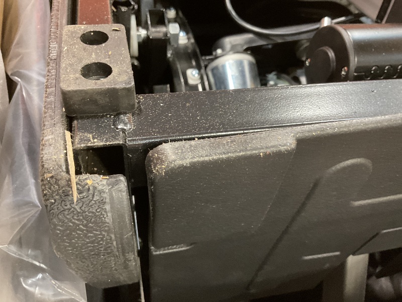 Photo 1 of **SCRAPES ON BOTTOM**Real Relax 2025 Massage Chair Full Body?SL Track Massage Recliner,Thai Stretch and 21 Auto Modes?Zero Gravity with APP and LCD, Body Scan, Home and Office Use?Favor 04 ADV Black