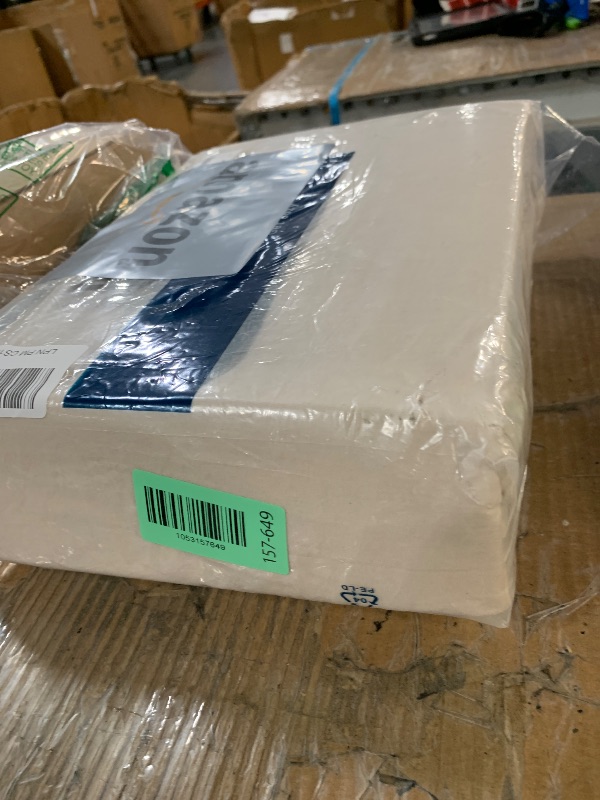 Photo 1 of (SIZE UNKNOWN) (BAGGED) Bedsure 100% Washed Cotton Duvet Cover - Oatmeal Minimalist Cotton Duvet Cover Linen Like for All Seasons - GentleSoft™ Plain Simple Bedding, 3 Pieces,Oatmeal