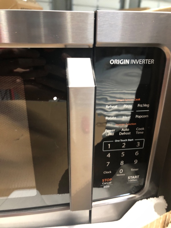 Photo 1 of (not working)(sold for parts)(repair) TOSHIBA ML-EM45P(BS) Countertop Microwave Oven with Smart Sensor and Position Memory Turntable, Function