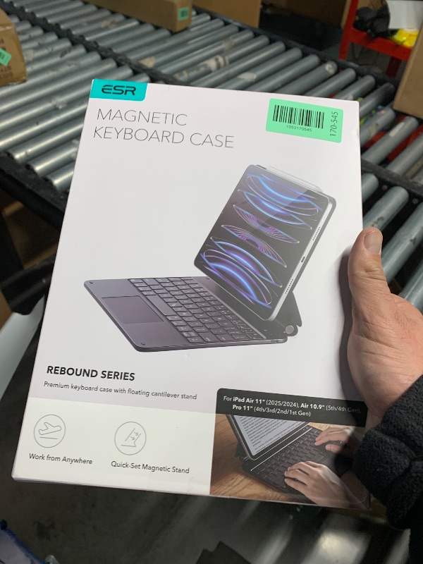 Photo 1 of (see all images) ESR iPad Air 11 inch Case with Keyboard (M3/M2, 2025/2024), iPad Pro 11 (4th/3rd/2nd/1st Gen) 