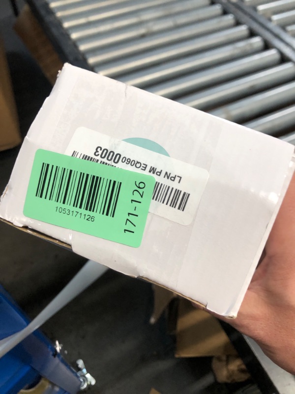 Photo 1 of ***(MINOR DAMAGE/ SEE NOTES)***Zak Designs Sonic the Hedgehog Sage Water Bottle For School or Travel, 25oz Durable Plastic Water Bottle With Straw, Handle, and Leak-Proof, Pop-Up Spout Cover (Sonic)