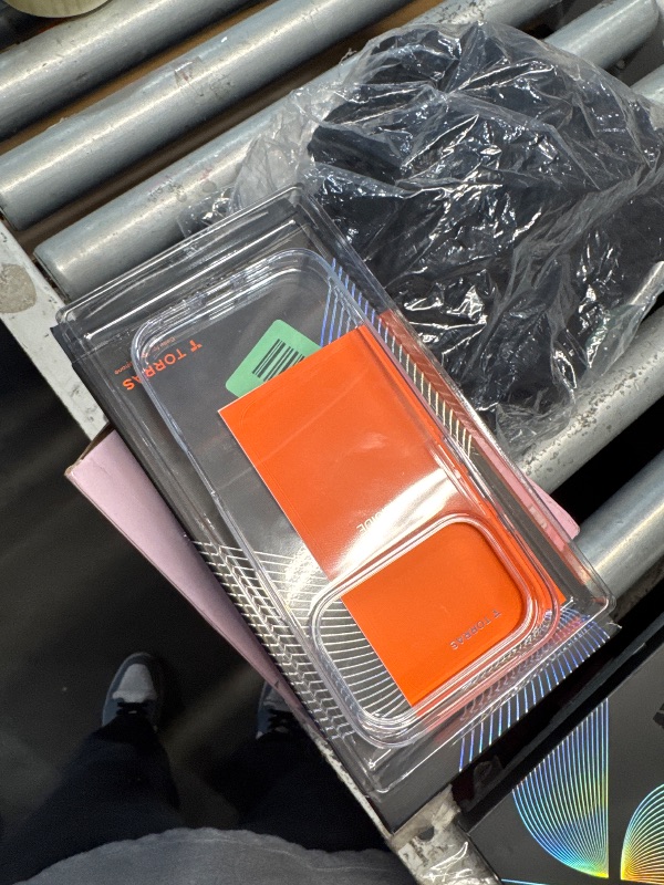 Photo 1 of (USED/FAIR) TORRAS for iPhone 17 Pro Case Crystal Clear, Ultra-Thin, 2025 Upgraded Non-Yellowing, Military-Grade Protection, Transparent Slim Case for iPhone 17 Pro Phone Case, Soft, Anti-Scratch, Clear