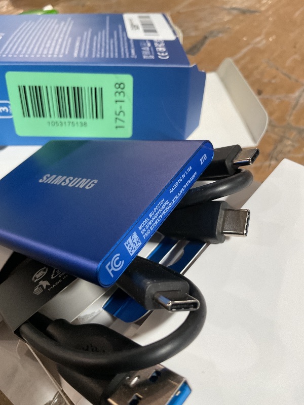 Photo 1 of ***(PARTS ONLY/MAJOR DAMAGE/ NON FUNCTIONAL)***SAMSUNG T7 Portable SSD, 2TB External Solid State Drive, Speeds Up to 1,050MB/s, USB 3.2 Gen 2, Reliable Storage for Gaming, Students, Professionals, MU-PC2T0H/AM, Blue
