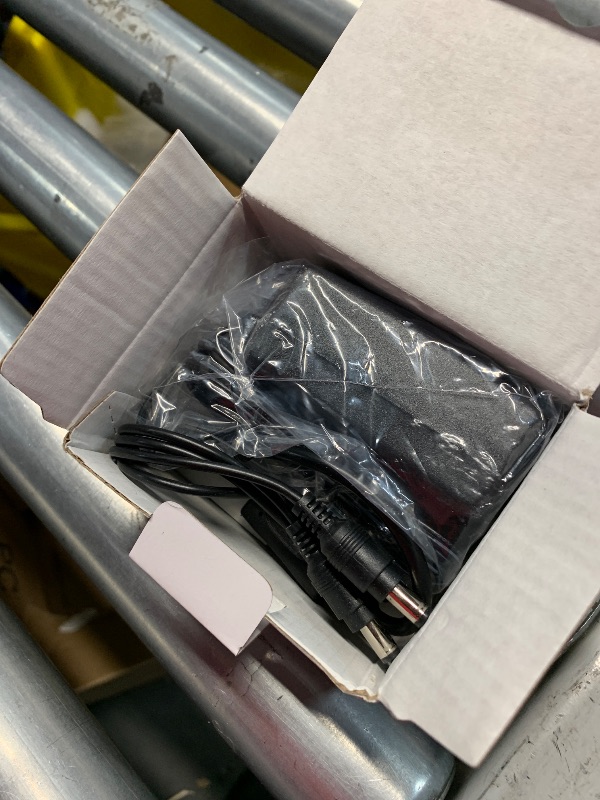 Photo 1 of [UL Listed FCC] AC 100-240V to DC 12V 2A Power Supply Adapter 5.5mm x 2.1mm Switching +4 Split/ 4-Way Power Cable for CCTV Security Camera DVR NVR Led Strip
