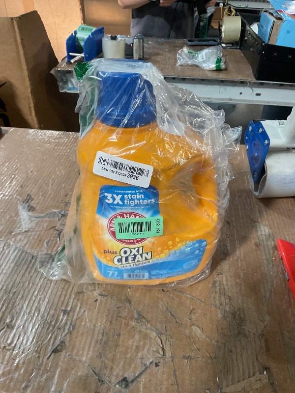 Photo 1 of * factory seal*
ARM & HAMMER Plus OxiClean Fresh Scent, 77 Loads Liquid Laundry Detergent, 100.5 Fl oz