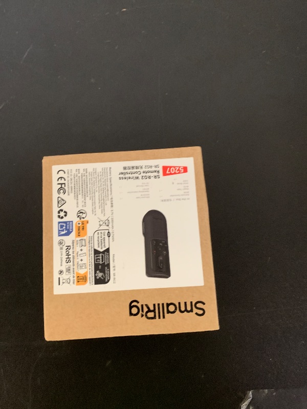 Photo 1 of SMALLRIG Camera Remote Control Wireless Shutter Commander for Sony for Canon for Nikon Camera, fits for A7 IV, A7R V, A7R IV, A7R III, A7S III, A6700, FX3, A7CR, A7C II, ZV-E10, R5, R6, R7, R8-5207