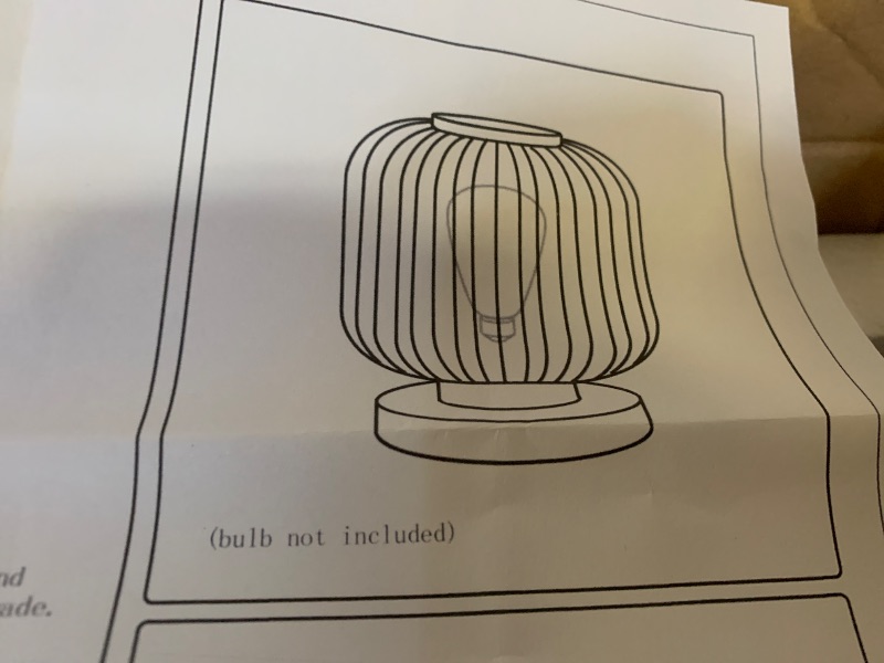 Photo 1 of table lamp 