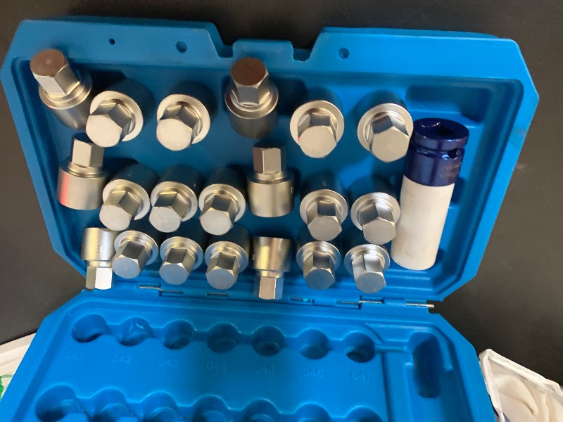 Photo 1 of 21PC Master Locking Wheel NUT Stud Keys Set Removal Locking Socket for BMW