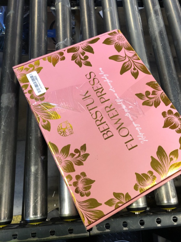 Photo 1 of Extra Large Flower Press Kit for Adults and Teens - Big Flower Preservation Kit 38 x 29cm (15" x 11.4") - Includes Expert Video Tutorials - Gift-Ready Packaging Ideal for Arts and Crafts Lovers