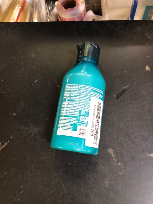 Photo 1 of Redken Extreme Length Conditioner For Damaged Hair - Fortifies, Strengthens and Conditions Hair, Infused With Biotin & Castor Oil For Hair Growth, 10.1 Fl Oz