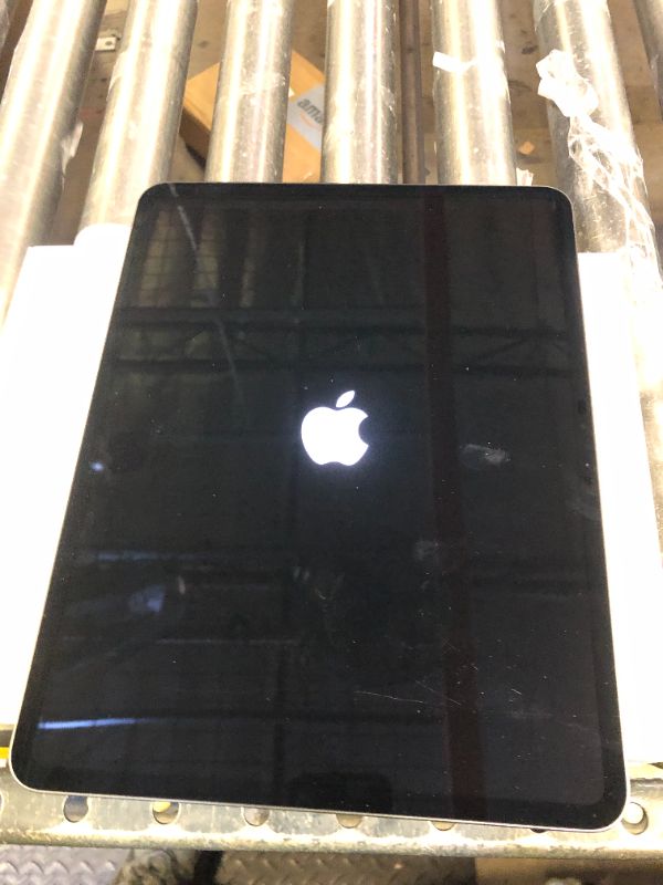Photo 1 of Apple iPad Pro 13-Inch (M4): Built for Apple Intelligence, Ultra Retina XDR Display, 256GB, 12MP Front/Back Camera, LiDAR Scanner, Wi-Fi 6E, Face ID, All-Day Battery Life — Space Black
