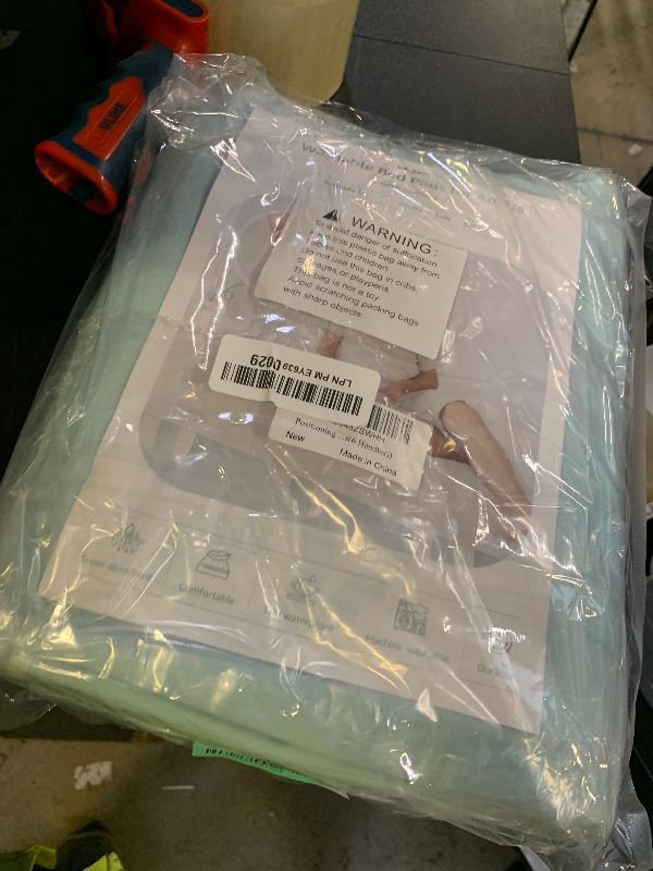 Photo 1 of Incontinence Bed Pads Whasbable: 2Packs Waterproof Bed Pads for Elderly with 6 Handles, Reusable Bed Underpads, Positioning Bed Pads for Incontinence Adult, Bedwet,Kids,Bedridden,Hospitals, 34x36 Inch