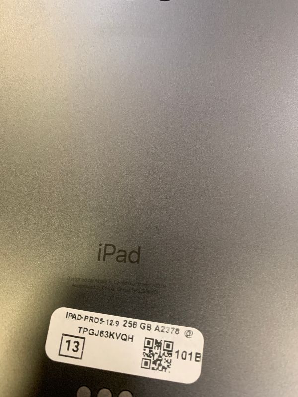 Photo 1 of Apple iPad Pro 12.9in (5th Gen.) - 256GB - WiFi - Space Gray (Renewed Premium)