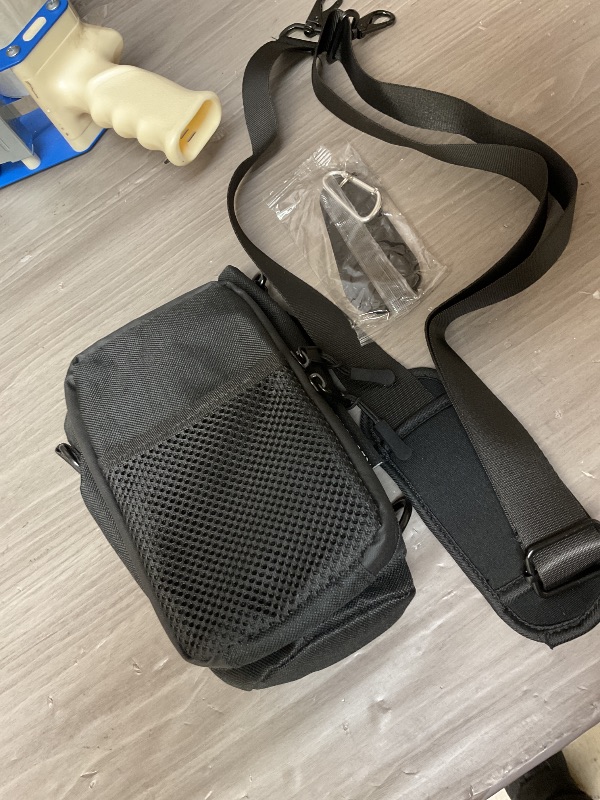 Photo 1 of Water Bottle Crossbody Bag Black 