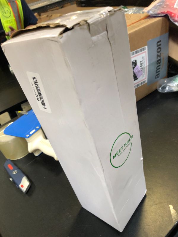 Photo 1 of Replacement Part for Nutri Ninja Blender 2-Pack 32oz Replacement Cups Compatible with Nutri Ninja Auto-iQ Series Blenders