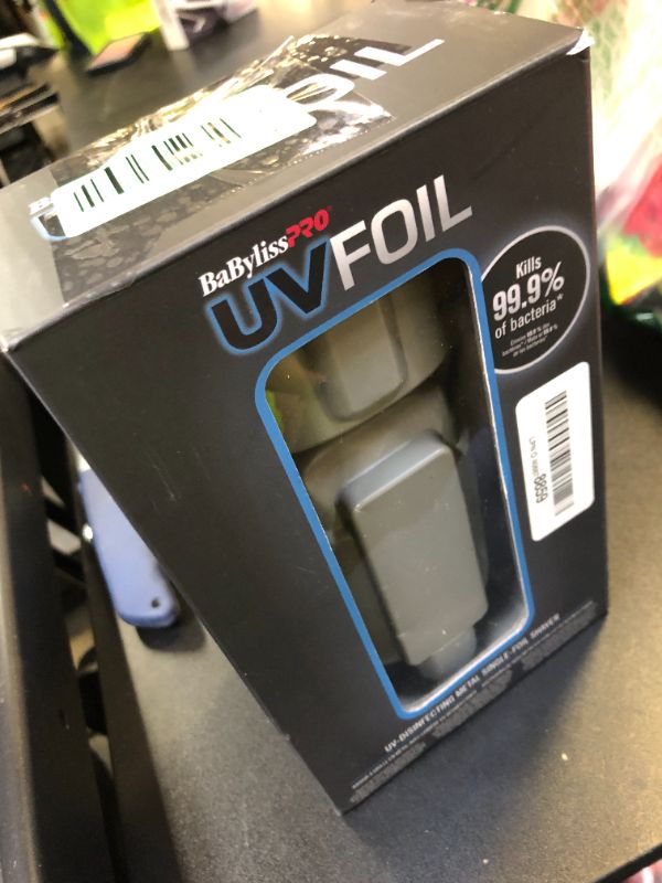 Photo 1 of BaBylissPRO UVFOIL Single Foil UV-Disinfecting Metal Shaver