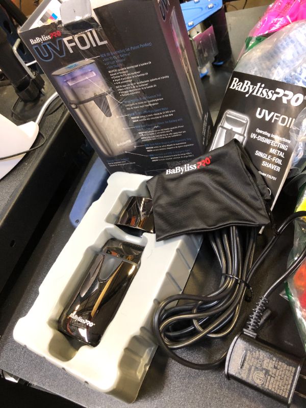 Photo 1 of BaBylissPRO UVFOIL Single Foil UV-Disinfecting Metal Shaver