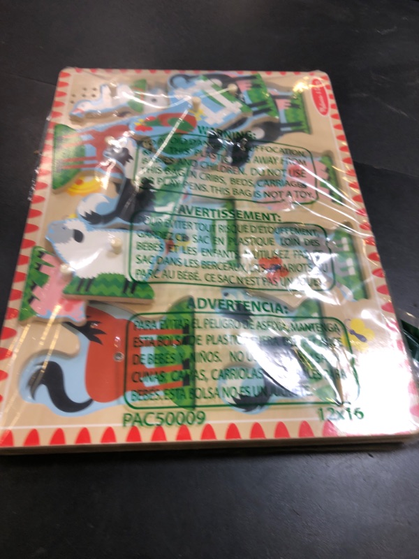 Photo 1 of Melissa & Doug Farm Animals Sound Puzzle - Wooden Peg Puzzle with Sound Effects (8 pcs)