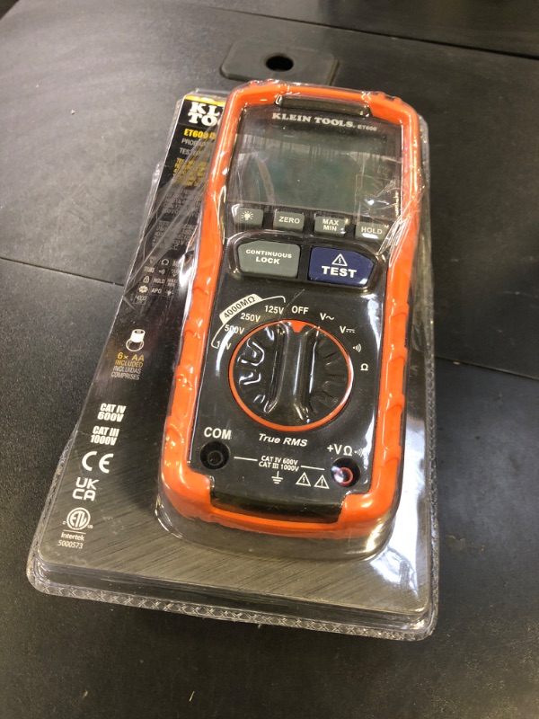 Photo 1 of Klein Tools ET600 Multimeter, Megohmmeter Insulation Tester, 4000 Ohms Resistance, 125V/250V/500V/1000V, Auto-Ranging TRMS Multimeter