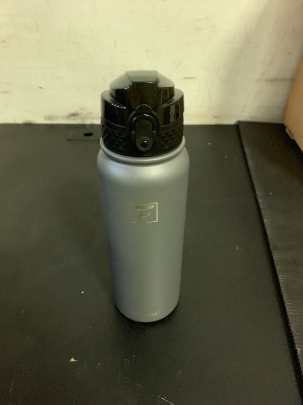 Photo 1 of Fanhaw 20 Oz Stainless Steel Insulated Sports Water Bottles with Straw for Kids, Men and Women (Gray)