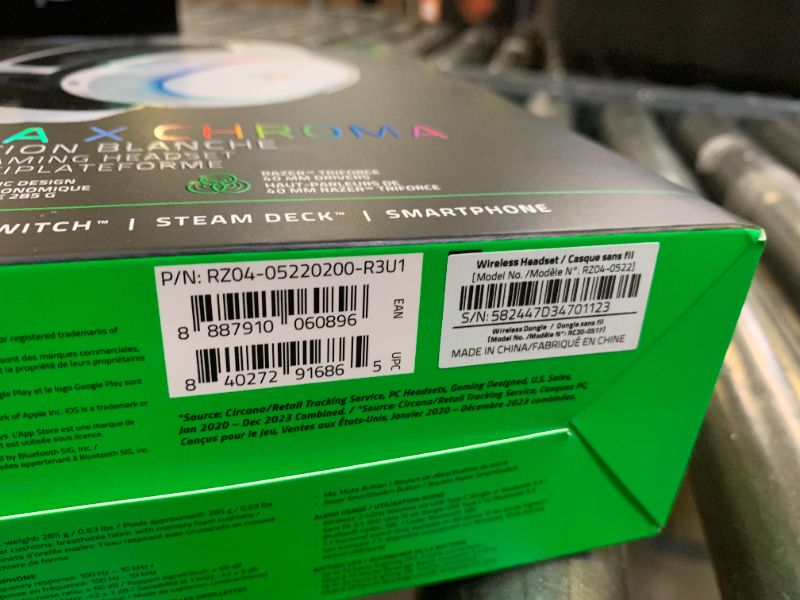 Photo 1 of Razer Barracuda X Chroma Wireless Gaming Headset: 2.4GHz Wireless & Bluetooth - Lightweight - Chroma RGB - 40mm Drivers - Cardioid Mic - 70 Hr Battery - for PC, Mac, PS5, Switch 2, Smartphone - White