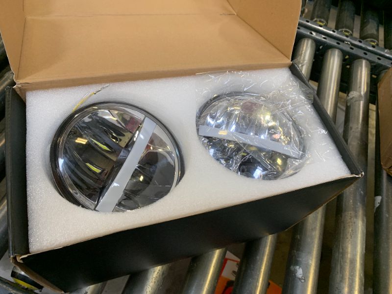 Photo 1 of UNI-SHINE 5 3/4'' 5.75 inch LED Headlights Round 4pcs Reflector Hi/Lo Beam with DRL Sealed Beam H5001 H5006 fit for Peterbilt 349 359 fit for Impala 59-76 fit for Dodge