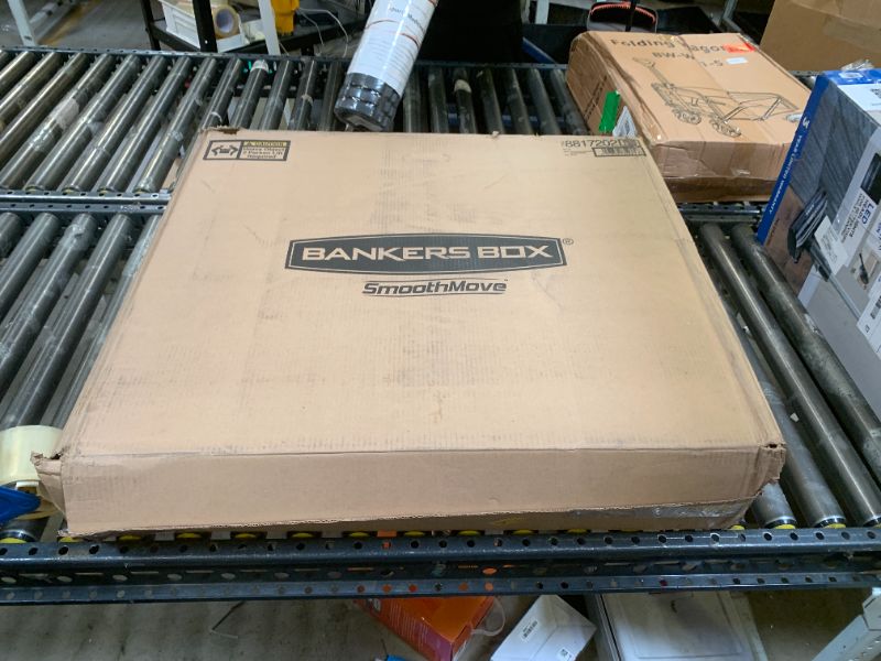 Photo 1 of Bankers Box Medium Classic Moving Box 20 Pack, Reinforced Handles, Tape-Free Assembly, Box with Lid, 19-in x 14.5-in x 15.5-in (8817202)