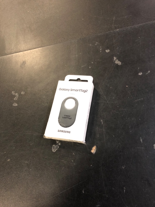 Photo 1 of Samsung SmartTag2 (2023) Bluetooth + UWB, IP67 Water and Dust Resistant, Findable via App, 1.5 Year Battery Life - Black (International Version)