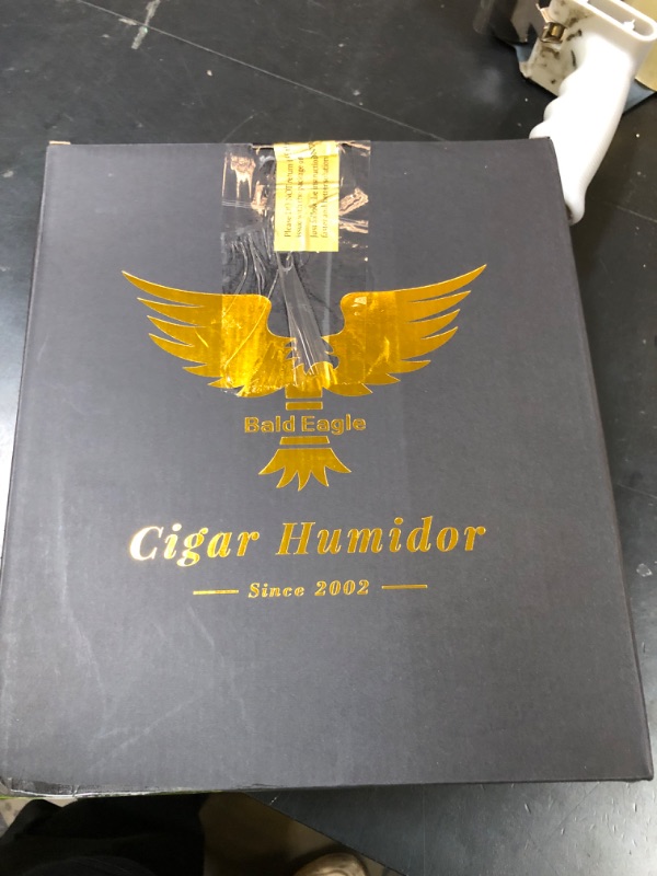 Photo 1 of Bald Eagle Handmade Cigar Humidor, Cedar Cigar Desktop Box with Humidifier and Hygrometer, Glass Top for 25 Cigars (20-25 Cigars)