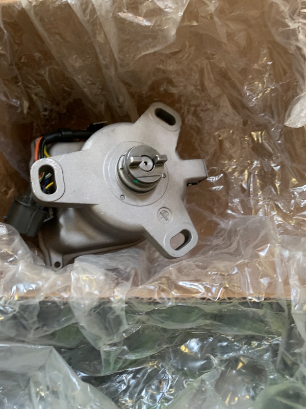 Photo 1 of Cardone 31-17452 Remanufactured HEI Electronic Distributor and Module
