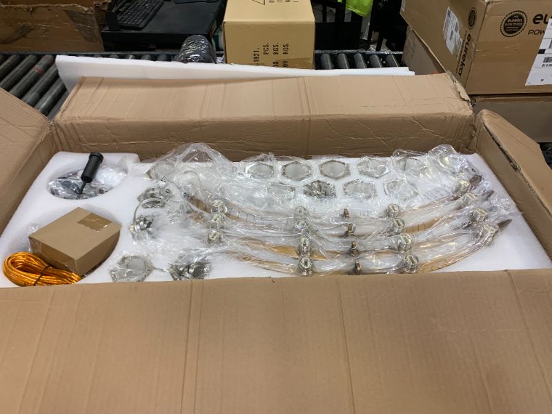 Photo 1 of glass chandelier unkown brand 