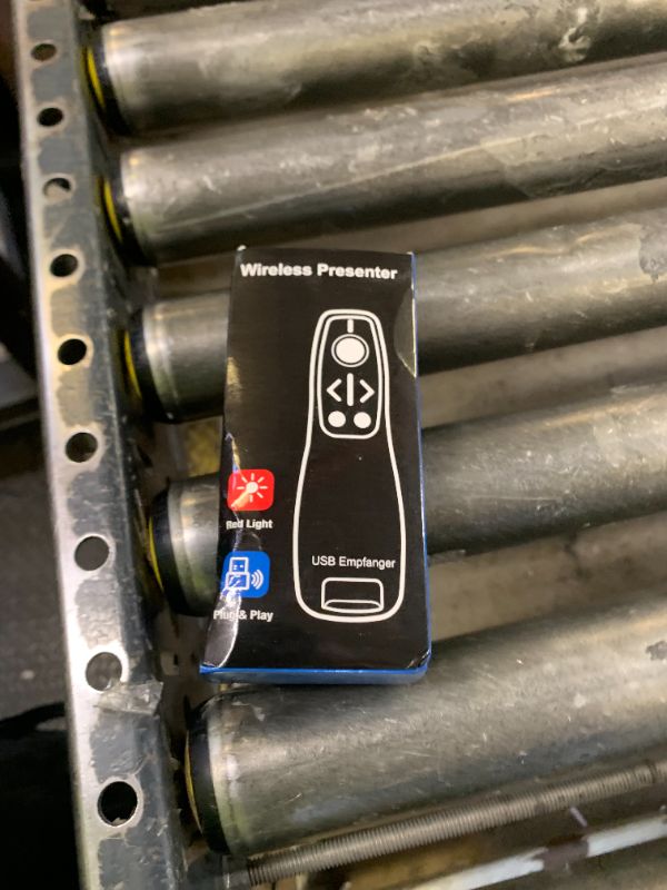 Photo 1 of Air Mouse 2-in-1 USB Type C Presentation Clicker Wireless Presenter Remote for PowerPoint, Powerpoint Clicker with Volume Control PowerPoint Slide Advancer for Mac, Computer, Laptop