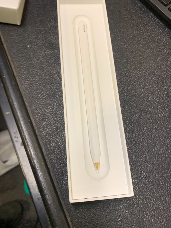Photo 1 of Apple Pencil (2ND Generation) (MU8F2AM/A)----- BROKEN 